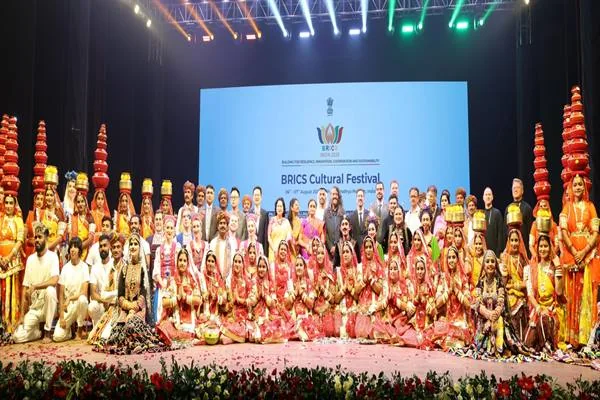 भोपाल रवींद्र भवन में ब्रिक्स सांस्कृतिक महोत्सव का विज्ञप्ति चित्र